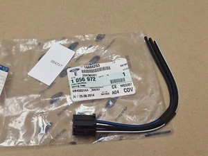 Genuine Ford Mondeo 1996-2000 Heater Resistor Repair Loom 1056972 NEW OEM - Picture 1 of 9