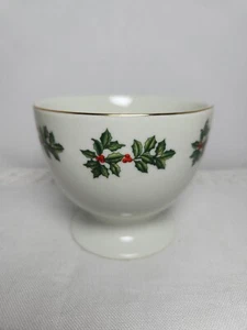 MADISON & MAX AT HOME Holly Collection Porcelain Pedestal Bowl 3" x 3.75" - Picture 1 of 8