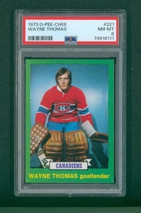 Tarjeta de hockey O-Pee-Chee 1973 - #221 Wayne Thomas, PSA 8 casi nueva/como nueva - Imagen 1 de 2