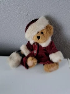 Boyds Bears Bailey Red Coat With Cream Trim And Cream Muff - Picture 1 of 8
