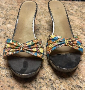 Marc Jacobs Floral Slides Size 39 Black Cone 2.5 heel 1/2 Platform Great Shape - Picture 1 of 11