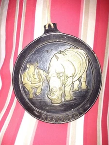 Rhinoceros rescue vintage pottery - Picture 1 of 2
