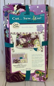 Mod Floral Vintage Medio Púrpura Delantal Tela Kit Púrpura Verde Cocina Costura NUEVO - Imagen 1 de 4