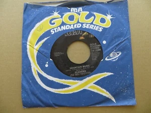 Alabama – Mountain Music / Feels So Right - RCA GB-13489 7" Single VG+ - Picture 1 of 4