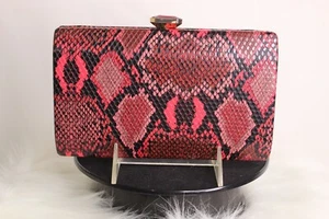 NUEVO BOLSO CLUTCH DE NOCHE COLOR BORGOÑA LEOPARDO. - Imagen 1 de 8