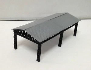 Outland Models modellino ferroviario grande capannone per fabbrica/stazione scala Z 1:220 - Foto 1 di 1