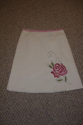 Speechless Skirt White Embroidered Flower Juniors Size 7  - Image 1 of 4