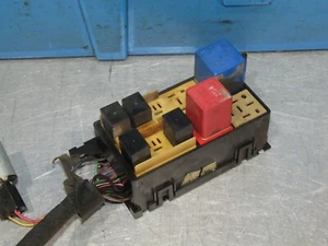 1991-1995 Jeep Cherokee 4.0L OEM underhood relay box 91 92 93 94 95 - Picture 1 of 4