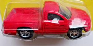 Camioneta pickup Dodge Dakota Sport de metal fundido a presión escala 1:64 Maisto nueva en tarjeta cortada - Imagen 1 de 8