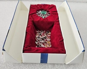 45 Stück Swarovski Kristall 1999 2001 SCS Geschenk Mini Gänseblümchen & grüne Margerite - Bild 1 von 17