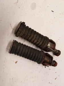 Reposapiés traseros Yamaha XT500 para 1976-1981 - Imagen 1 de 1