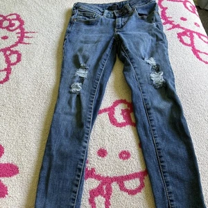 Blue Jeans Kids Size 7 - Picture 1 of 3