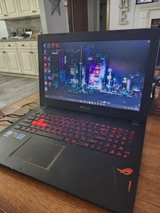 ASUS ROG Gaming Laptop 15.6" GL502V - CORE I7-7700 - 2.8GHZ -16GB RAM - 512GB SS - Picture 1 of 4