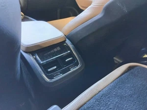 Volvo XC90      2016 Temperature Control 669677 - Picture 1 of 1