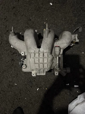 Mazdaspeed 3 原始设备制造商进气歧管带 VTCS 删除和地图传感器 — 第 1/4 张图片