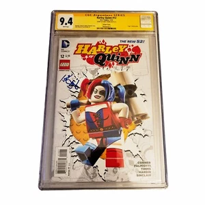 HARLEY QUINN #12 LEGO Variant (DC 2015) Firmado TARA FUERTE (CGC SS 9.4) - Imagen 1 de 3