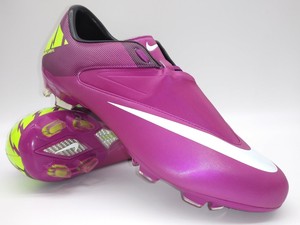 nike no lace soccer cleats