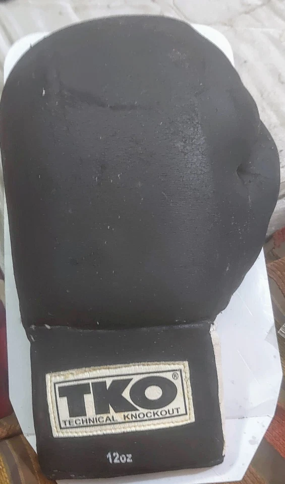 TKO-TECHINICAL нокаут - все цели черно-белые боксерские перчатки-12 унций - Изображение 1 из 1