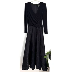 JS Collections Black Long Sleeve Full Length Fit & Flare Formal Gown Women’s 8 - Picture 1 of 7