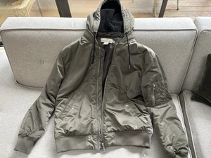 HM Green Bomber Jacket W/ Hoodie Lining 100% Polyester LARGE (L) H&M Clean LOGG - Picture 1 of 6