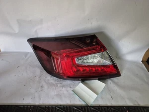 Driver Tail Light Quarter Panel Mounted Fits 17-19 CLARITY FUEL CELL 576102 - Picture 1 of 11