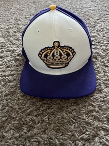 Los Angeles Kings Reverse Retro Crown Fanatics Snapback Mütze Cap NHL weiß lila - Bild 1 von 4