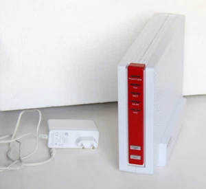 AVM FRITZ!Box 6590 Cable Artikel-Nr 20002781 - ohne Branding - Bild 1 von 11