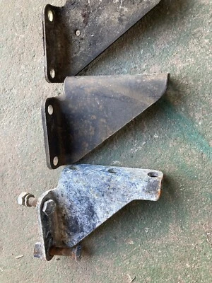 Jaguar 6 Cylinder Lower Engine to Bellhousing Mount Brackets Each. Fits most - Image 1 of 4