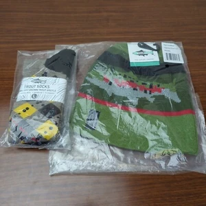 RepYourWater Digi Bow Skull Knit Winter Cap + Brown Trout Merino Socks LOT! - Picture 1 of 7