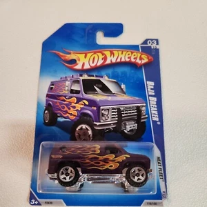 2008 Hot Wheels HW Heat Fleet 3/10 Baja Breaker Van 119/190 Purple w/Flames NIP - Picture 1 of 11