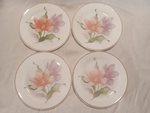 CORELLE PACIFICA Corning Pink Purple Flowers 7" Plates Set of 4 - Picture 1 of 7