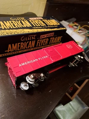 American Flyer Gilbert 642 Box Car w/ Original Box – S Gauge 3/16” Scale – 1940s - Image 1 of 4
