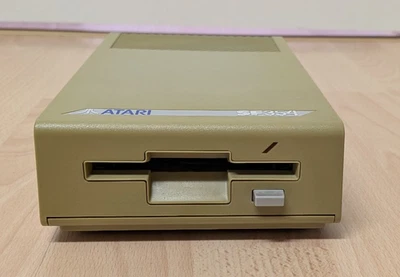 Atari Diskettenlaufwerk SF 354 mit Netzteil für Atari 1040ST, 520 ST - Bild 1 von 4