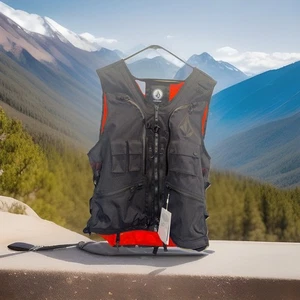 NEW NWT VOLCOM Bryan IGUCHI Snowboarding Backcountry MEDIUM Slack Vest Gear Pack - Picture 1 of 14