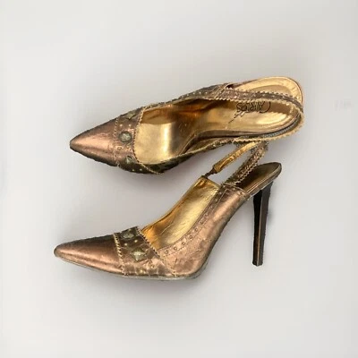 CARLOS SANTANA 8,5 M Vixen Cuero Punta Eslinga Trasera Tacones Tachonados Foto 1 de 4