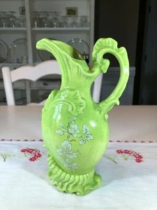 Vintage Albertas Formkrug, hellgrün mit Blumen  - Bild 1 von 7