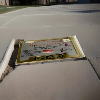 Marco de matrícula de acero inoxidable acabado dorado Lexus GS430 EE. UU. NUEVO Foto 1 de 4