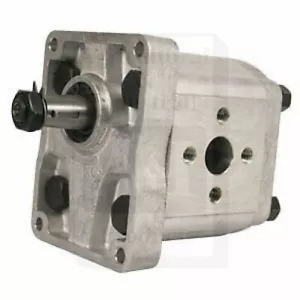 Fits Kubota M7500 Hydraulic Pump kit with Coupler and Hub 36500-82204 36500-8220 - Picture 1 of 5