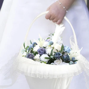 Cesto Bambina Fiori Bianco Matrimonio Pizzo Bomboniere Matrimonio Anniversario - Foto 1 di 12