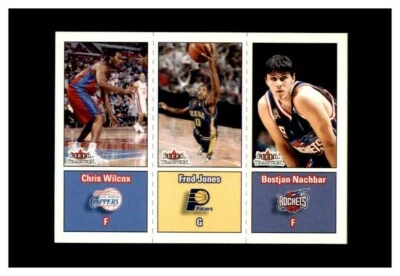 2002-03 Fleer Tradition Basketball #297 Chris Wilcox/Fred Jones/Bostjan vecino Foto 1 de 2