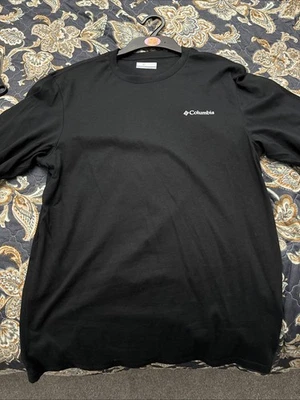 Columbia Men's Long Sleeve T-Shirt black With Mountains - Image 1 of 2