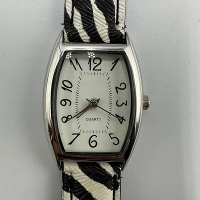 "Reloj Zebra Mujer Estampado Animal Negro Blanco Imitación Cuero Correa Nueva Batería 8""" Foto 1 de 4