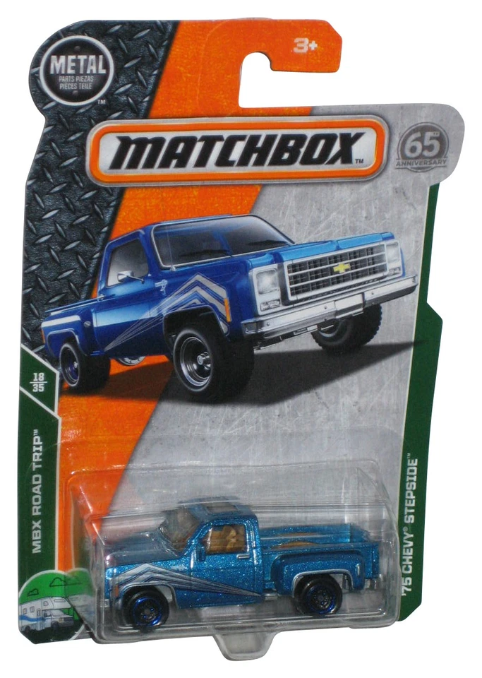 Matchbox 65th MBX Strada Trip 18/35 (2017) Blu '75 Chevy Stepside Toy Camion - Immagine 1 di 1