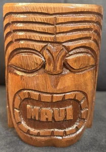 Taza Tiki de madera tallada a mano vintage Maui taza de recuerdo hecha en Filipinas - Imagen 1 de 7