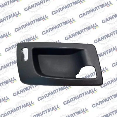 03-07 Cadillac CTS Front Passenger Side Interior Door Handle Bezel 25752962 OEM - Image 1 of 4
