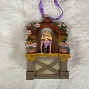 PROBADO Disney Enredado Cantando Rapunzel Pascal Adorno de Navidad 2014 Cuaderno de Bocetos - Imagen 1 de 6