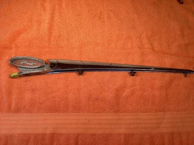 Antiguo adorno de capó de automóvil Ford Galaxy Fairlane 1960 vintage adorno automático 10471 Foto 1 de 4