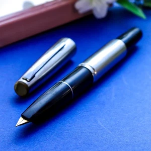 Vintage 1980er Pilot Short Teleskop schwarz Edelstahlfeder Füllfederhalter - Bild 1 von 5