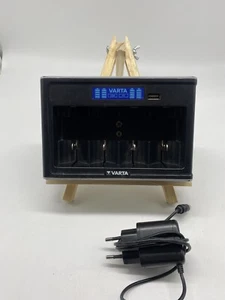 Cargador de batería Varta Universal Charger Type 57678 - Imagen 1 de 4