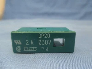 Fusible Daito GP20 2A 250V - Imagen 1 de 2
